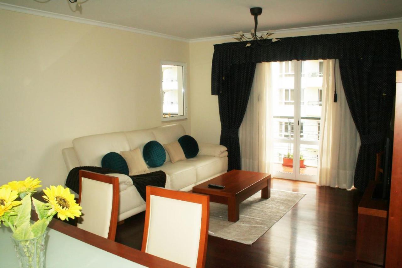 Smarts Apartment Da Ajuda Φουνκάλ Εξωτερικό φωτογραφία