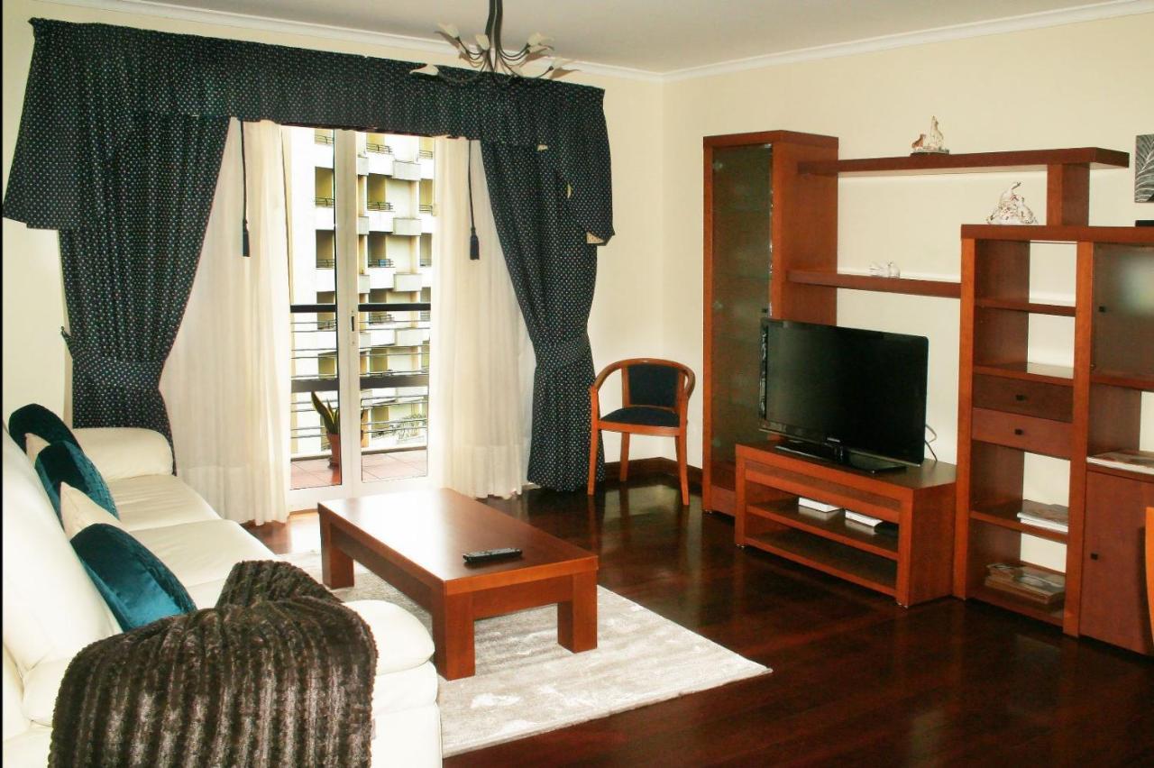 Smarts Apartment Da Ajuda Φουνκάλ Εξωτερικό φωτογραφία